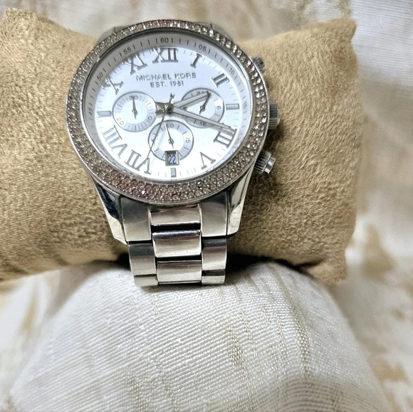 Michael Kors Layton Chronograph Silver Rhinestone Embellished Watch main image 9